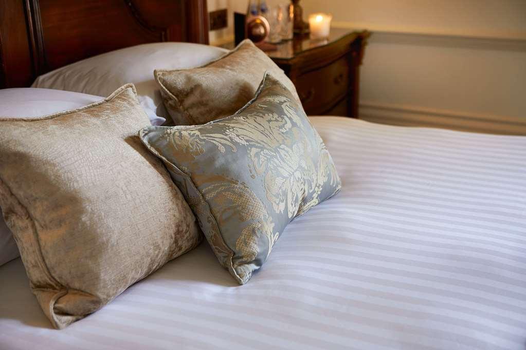 Macdonald Frimley Hall Hotel & Spa Camberley Oda fotoğraf